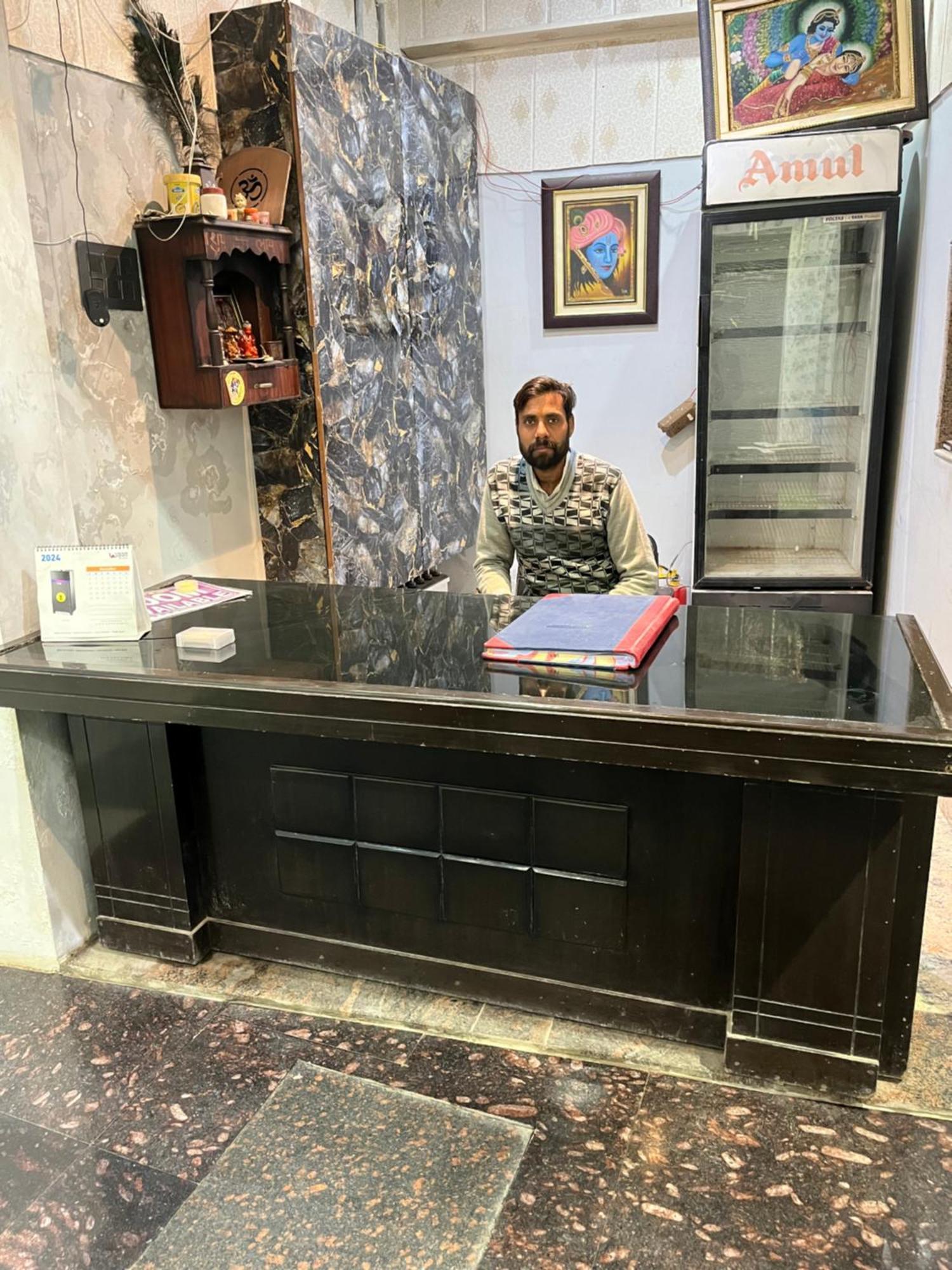 Guest house G&g Palace Vrindavan